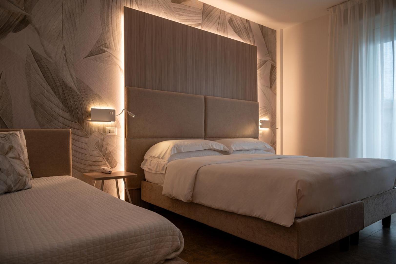 Hotel Savoy Каорле Экстерьер фото