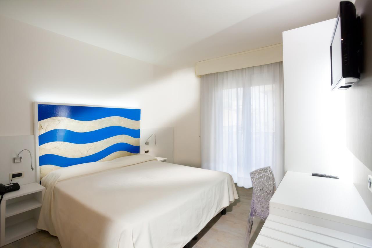 Hotel Savoy Каорле Экстерьер фото